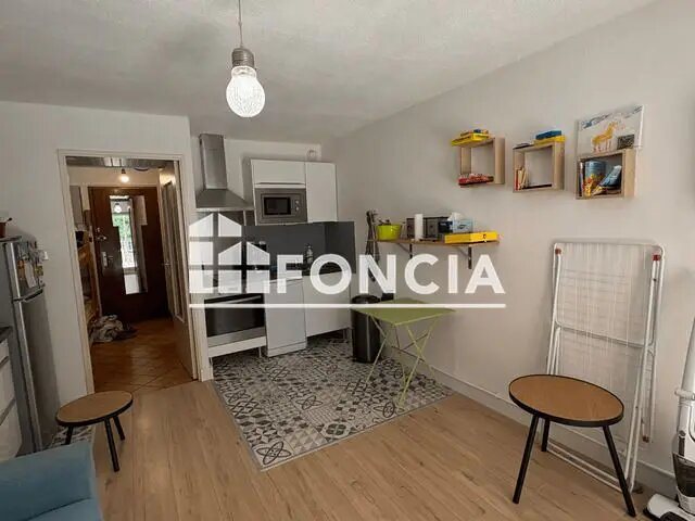 Appartement à louer, 24m², Saint-Mandrier-sur-Mer