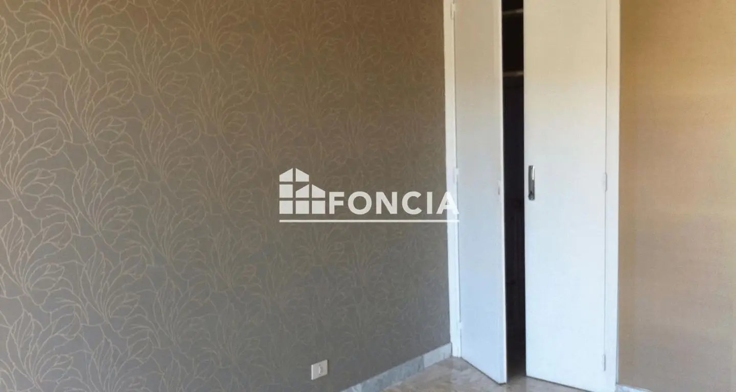 Appartement à louer, 66m², Sanary-sur-Mer