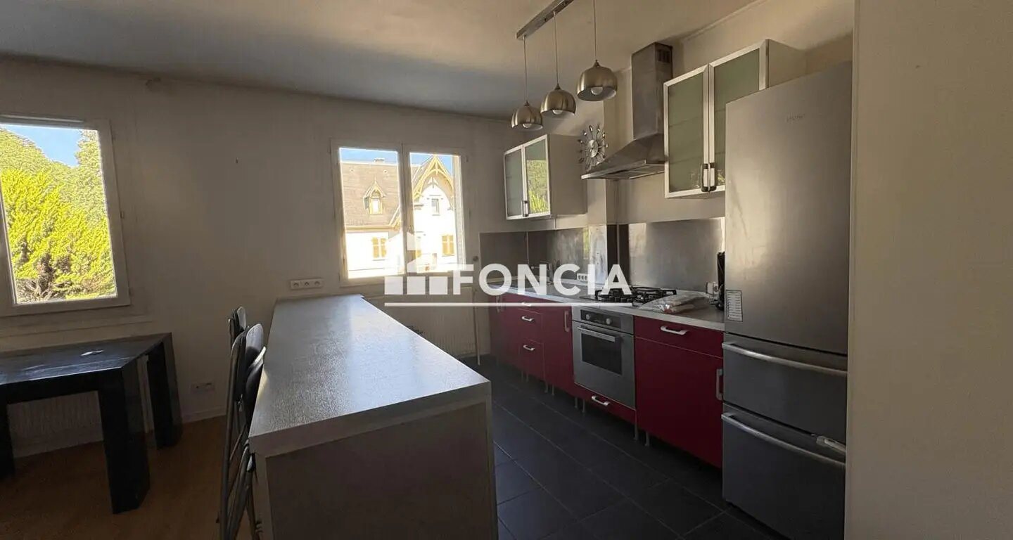 Appartement à louer, 47m², Meyzieu