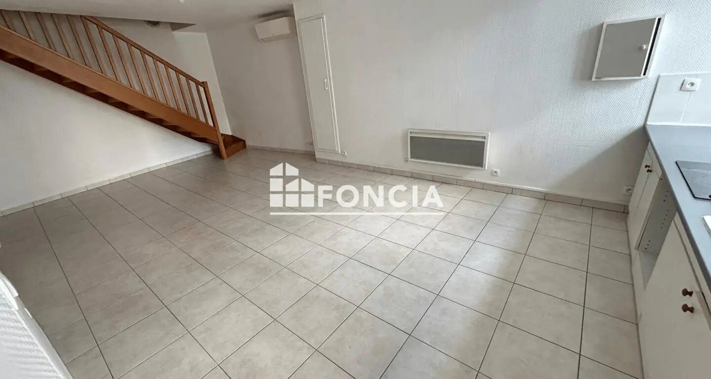 Appartement à louer, 87m², Miribel
