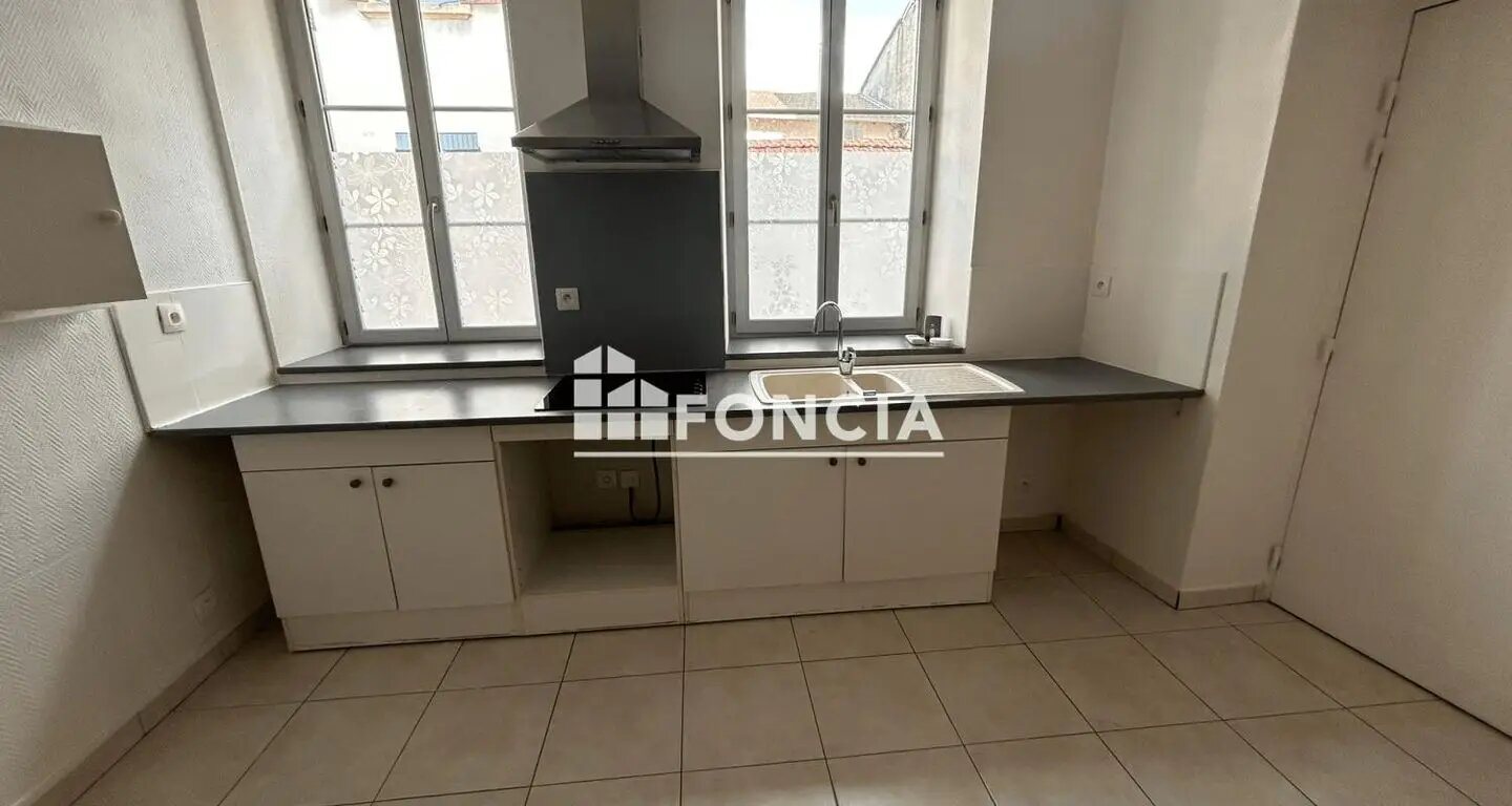 Appartement à louer, 87m², Miribel