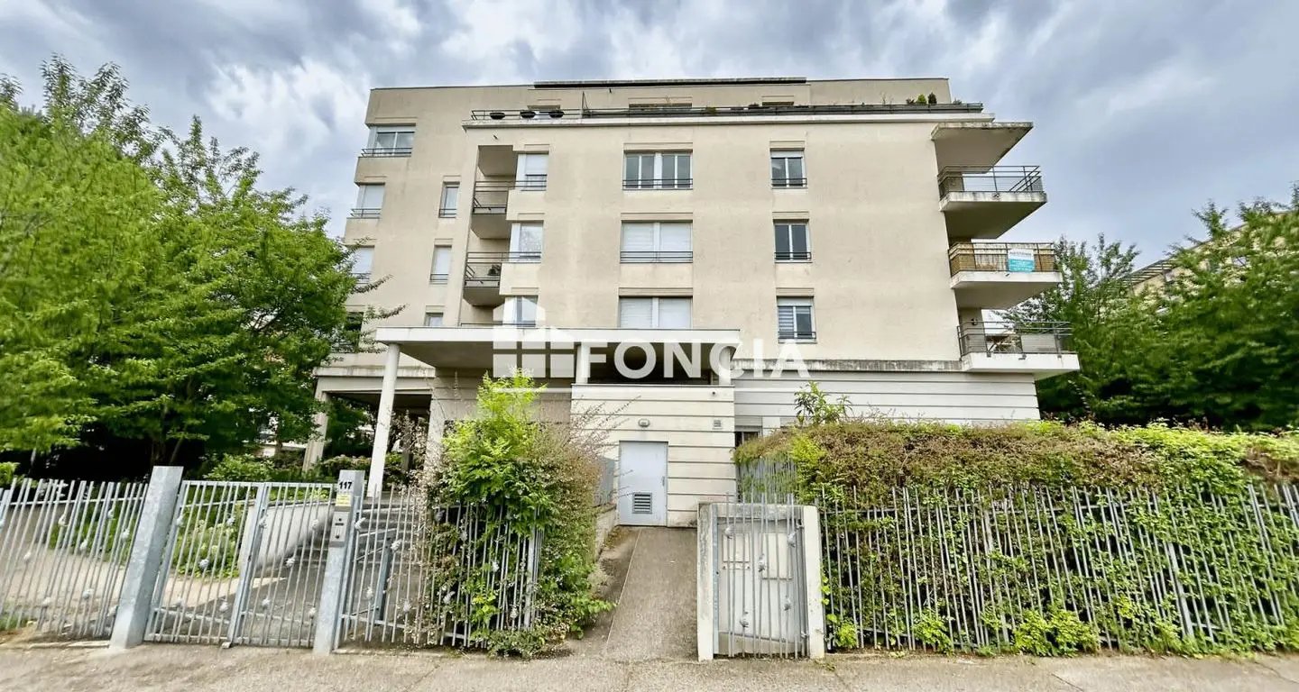 Appartement à louer, 66m², Bron