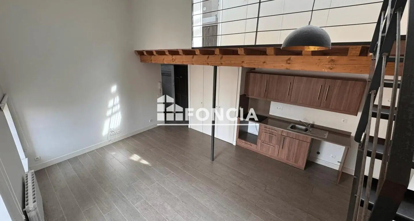 Appartement à louer, 55m², Millery
