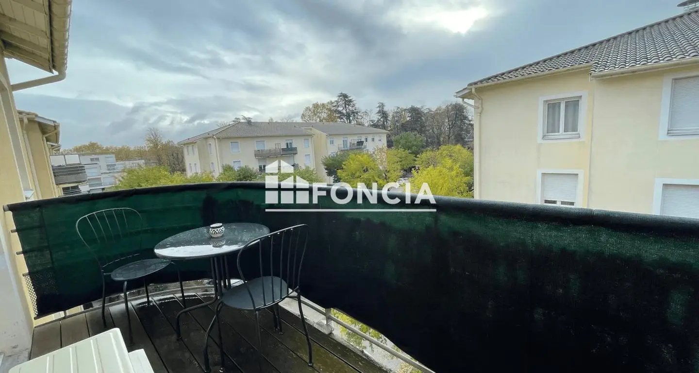 Appartement à louer, 55m², Décines-Charpieu