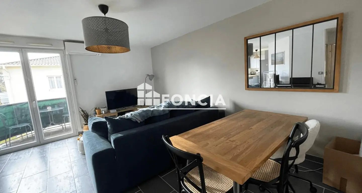 Appartement à louer, 55m², Décines-Charpieu