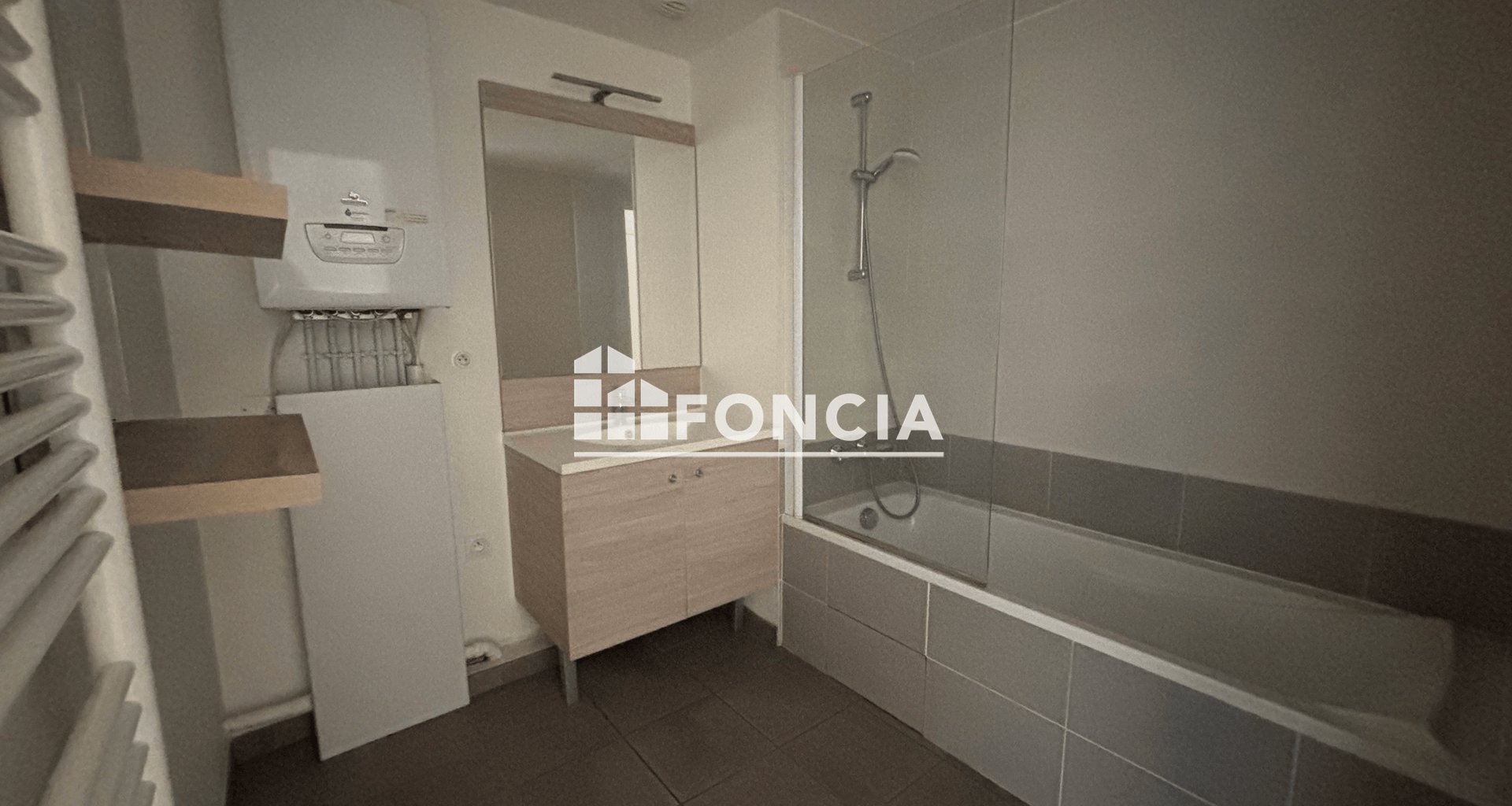 Appartement à louer, 45m², Belleville