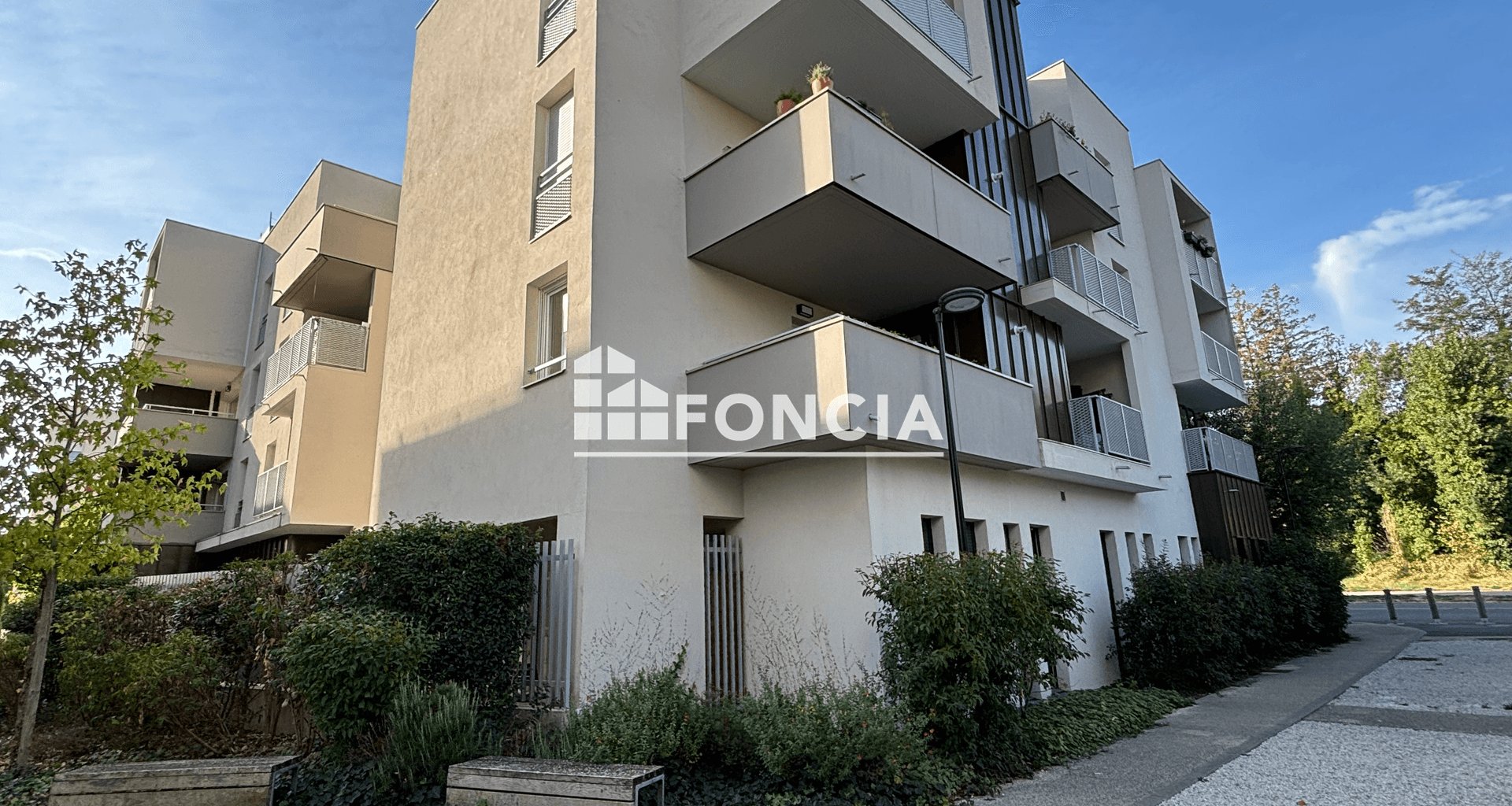 Appartement à louer, 70m², Belleville