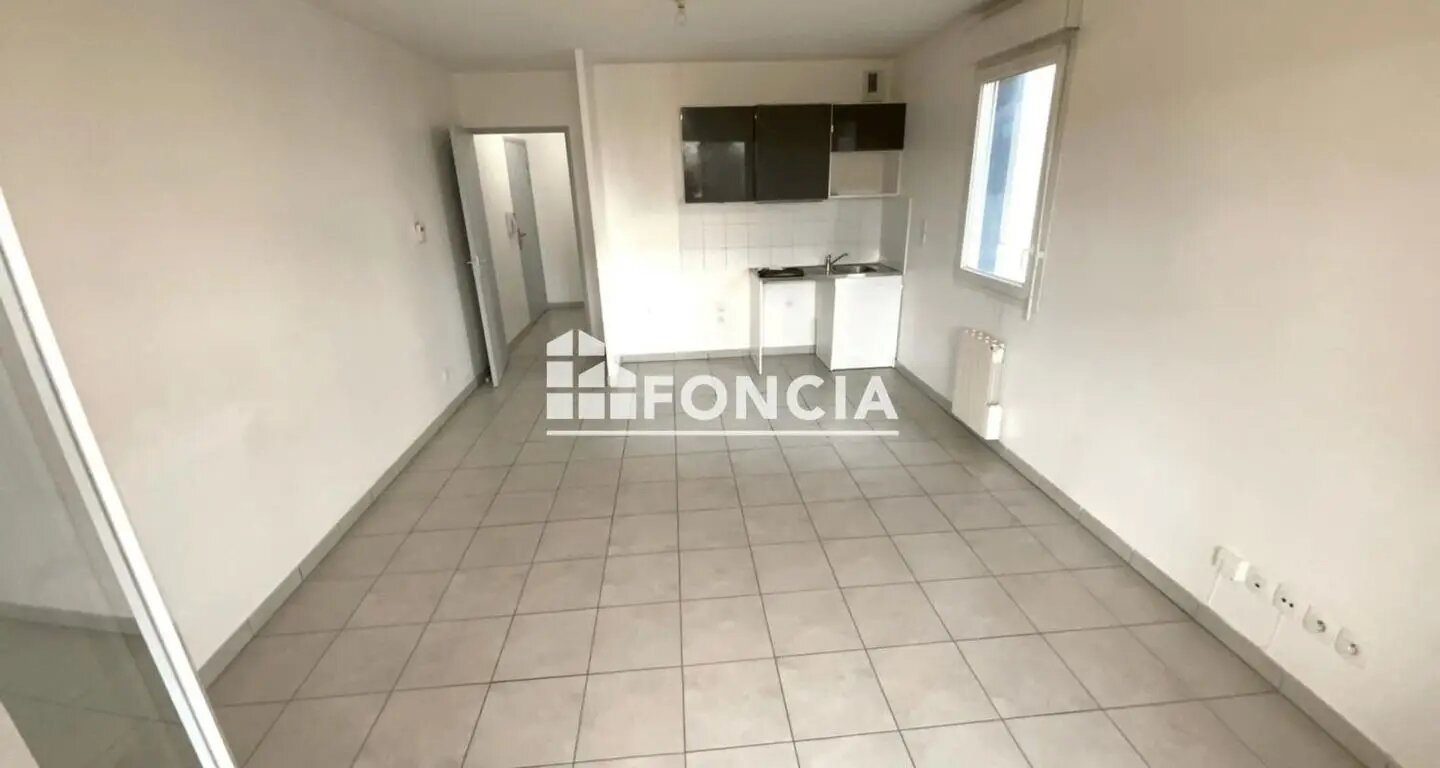 Appartement à louer, 42m², Décines-Charpieu