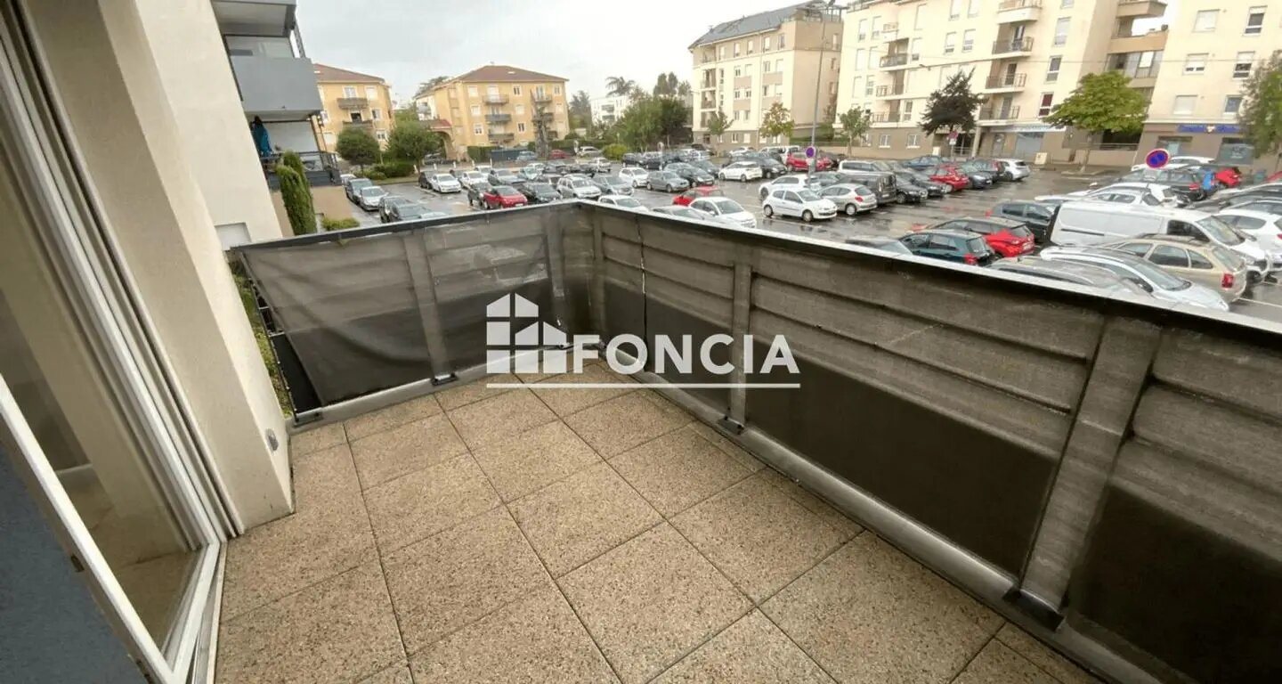 Appartement à louer, 42m², Décines-Charpieu