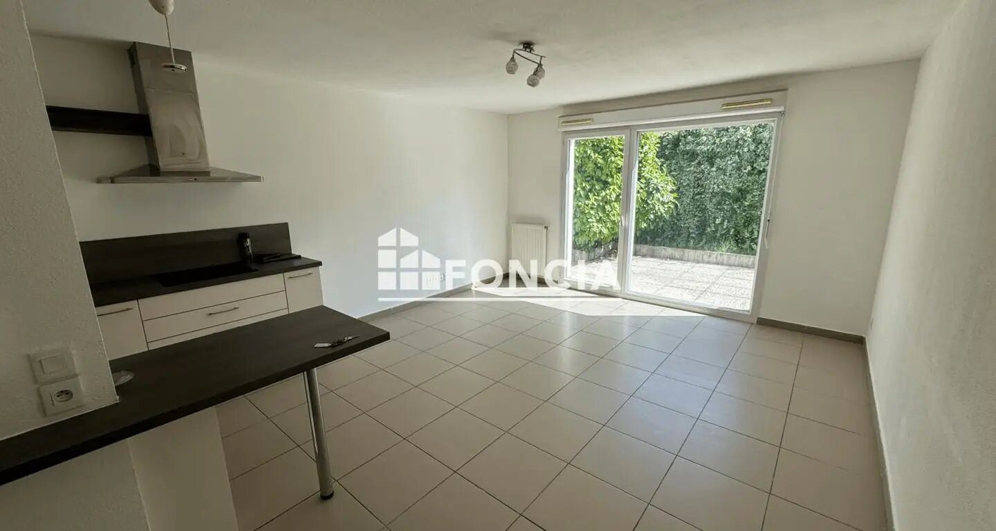 Appartement à louer, 57m², Lyon 8ème