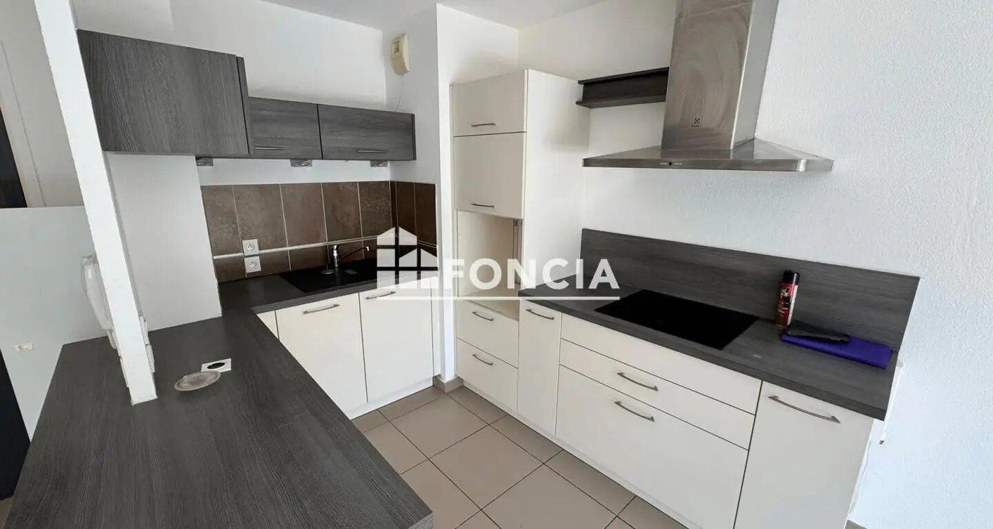 Appartement à louer, 57m², Lyon 8ème