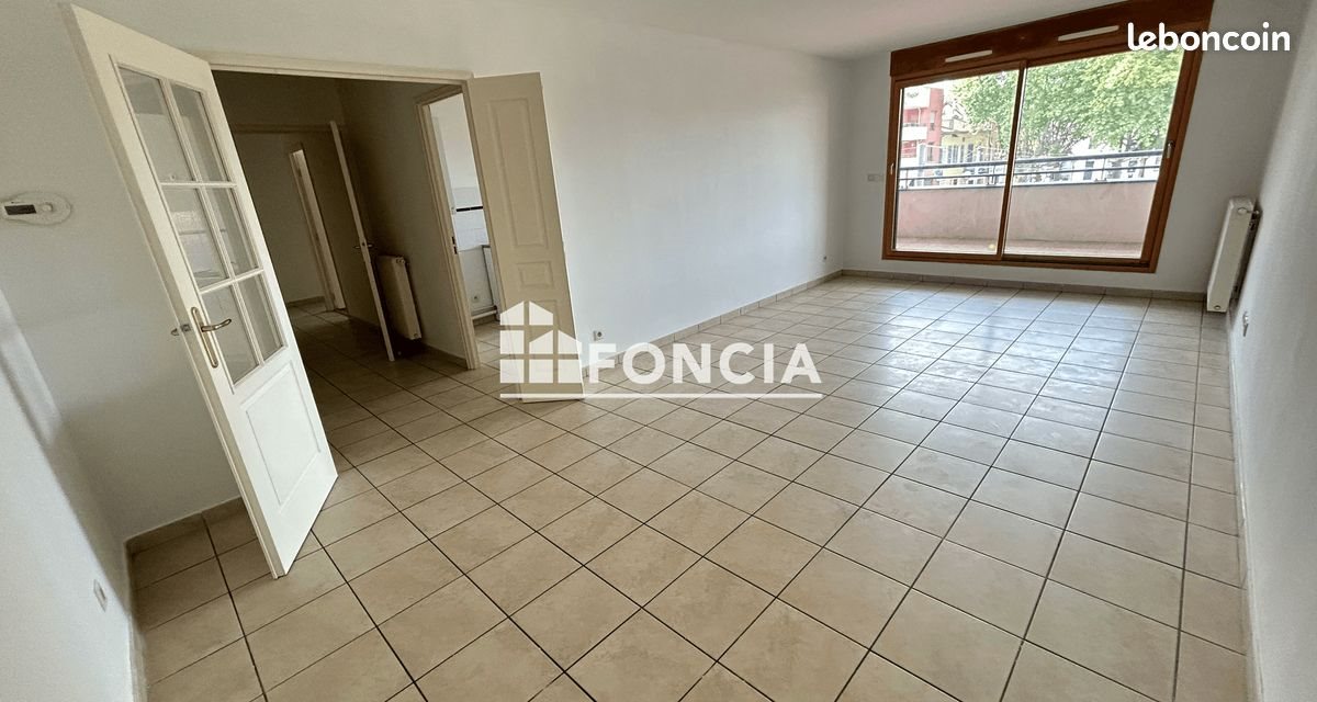 Appartement à louer, 80m², Genas