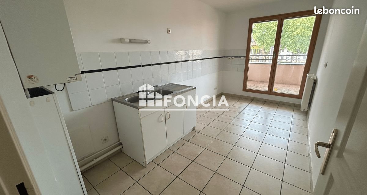 Appartement à louer, 80m², Genas