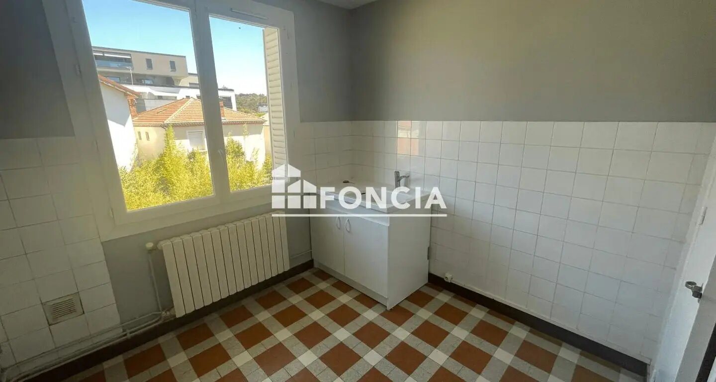 Appartement à louer, 73m², Valence