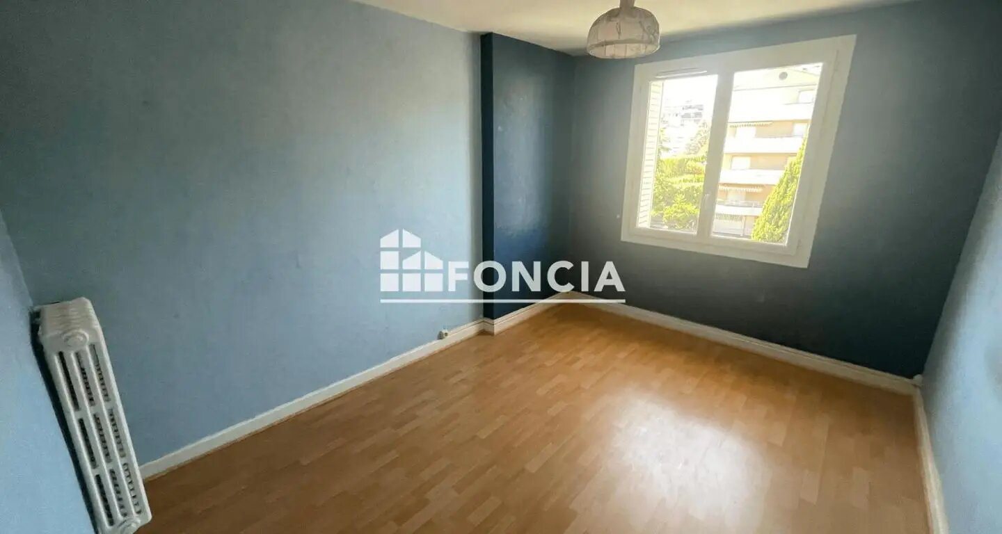 Appartement à louer, 73m², Valence