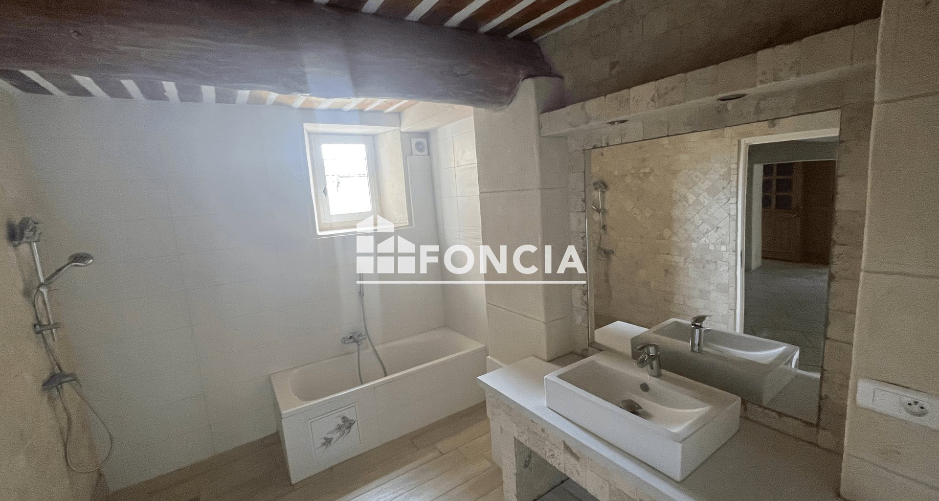 Appartement à louer, 116m², Montboucher-sur-Jabron