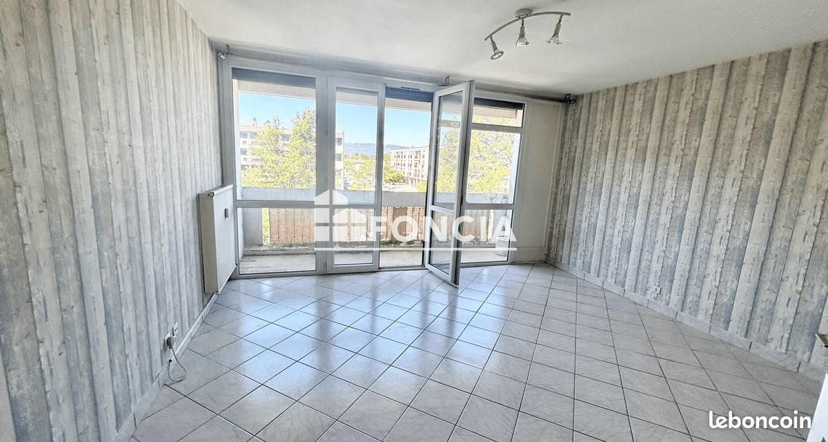 Appartement à louer, 65m², Valence