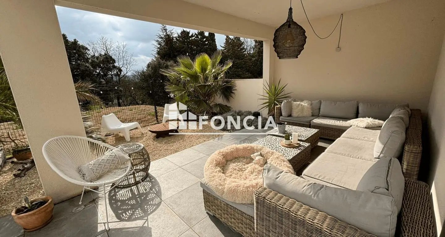 Maison à louer, 124m², Montboucher-sur-Jabron