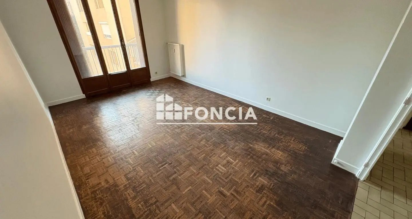 Appartement à louer, 53m², Valence
