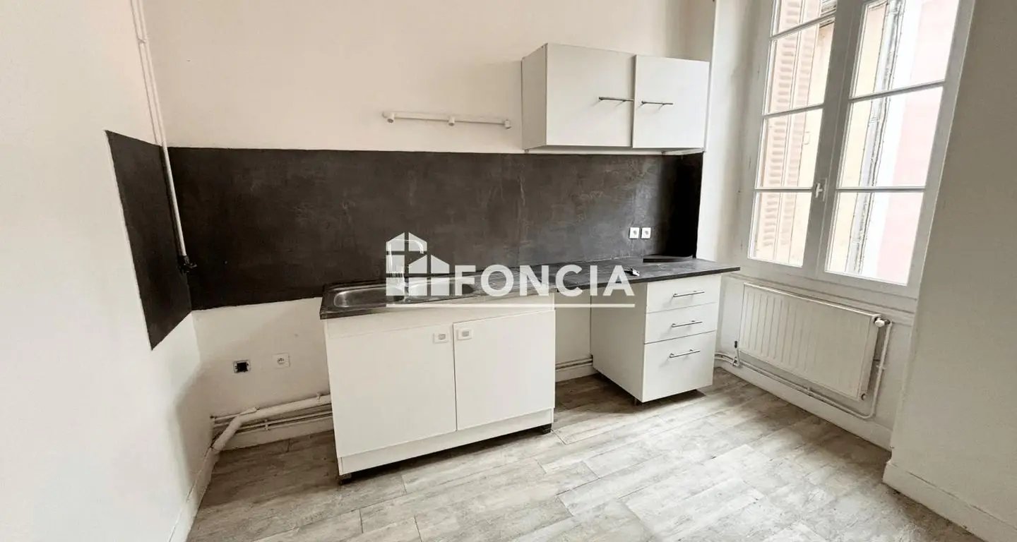Appartement à louer, 80m², Romans-sur-Isère