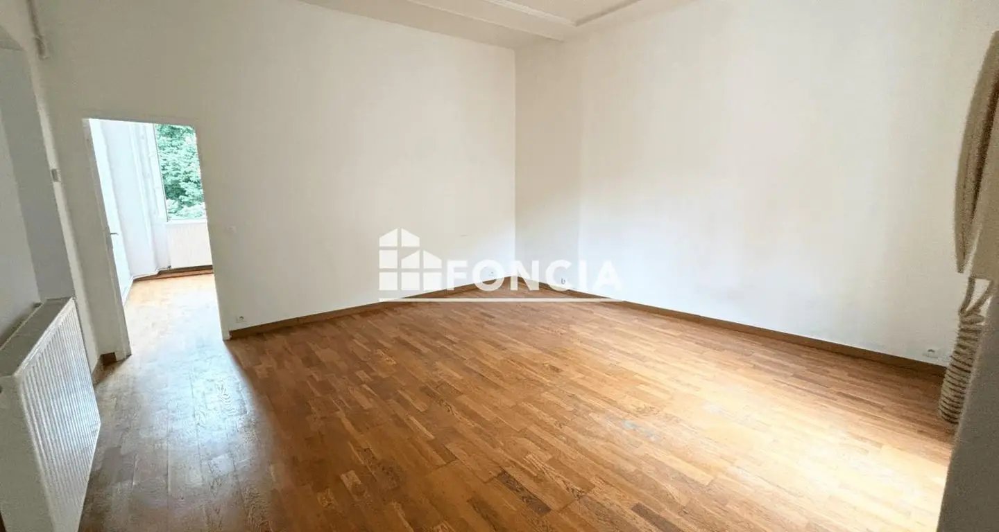 Appartement à louer, 80m², Romans-sur-Isère