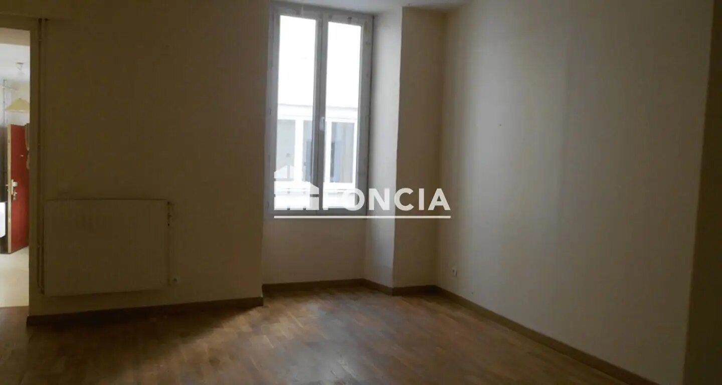 Appartement à louer, 74m², Romans-sur-Isère