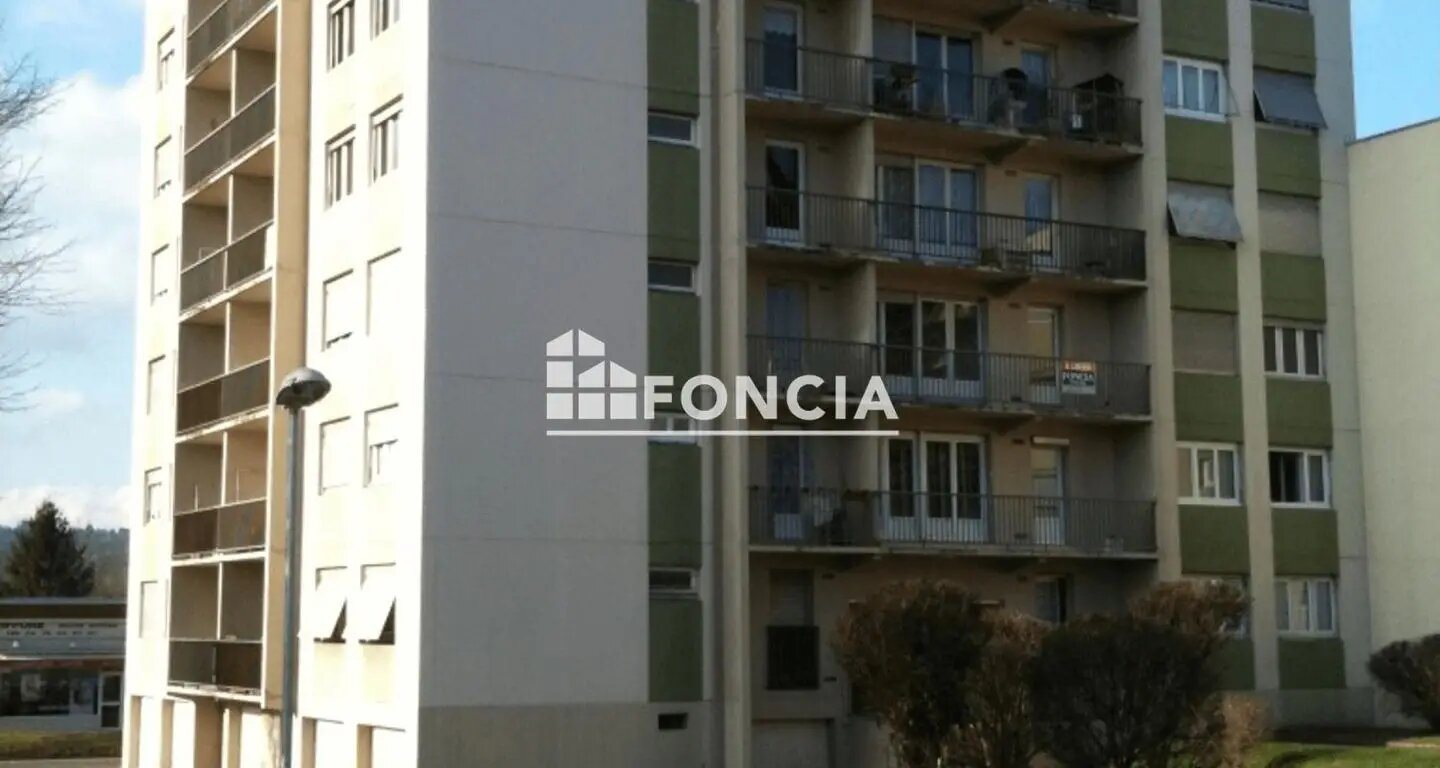 Appartement à louer, 73m², Pont-Evêque