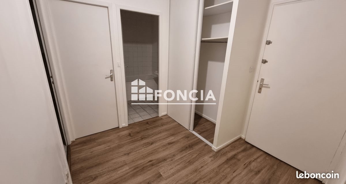 Appartement à louer, 49m², Valence