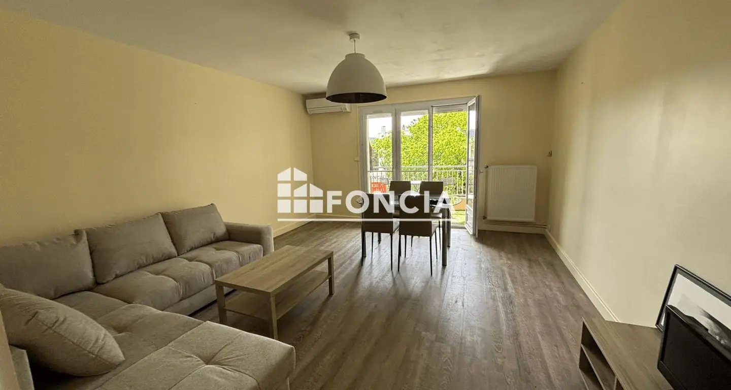 Appartement à louer, 69m², Valence