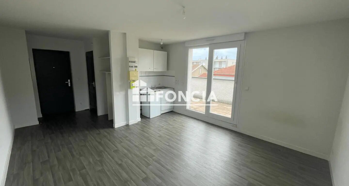 Appartement à louer, 27m², Valence