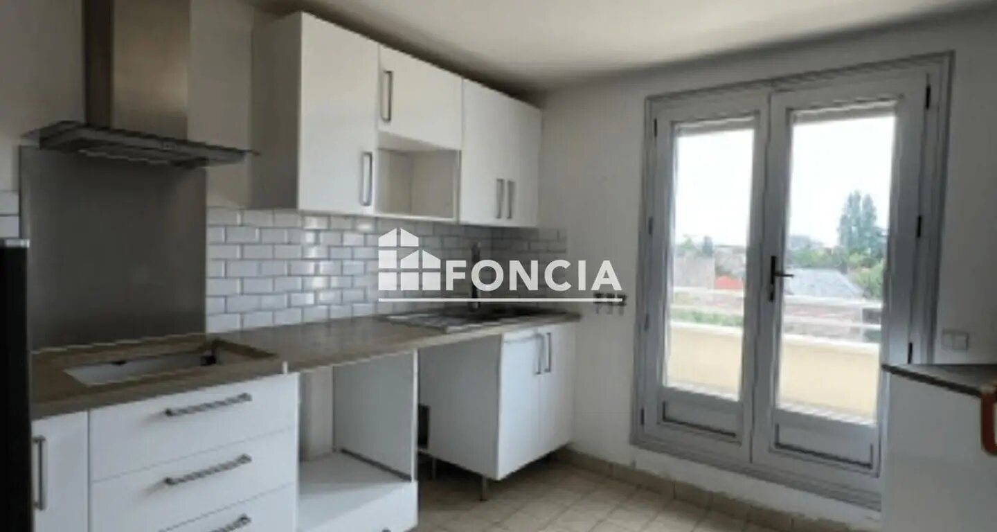Appartement à louer, 91m², Saint-Maur-des-Fossés