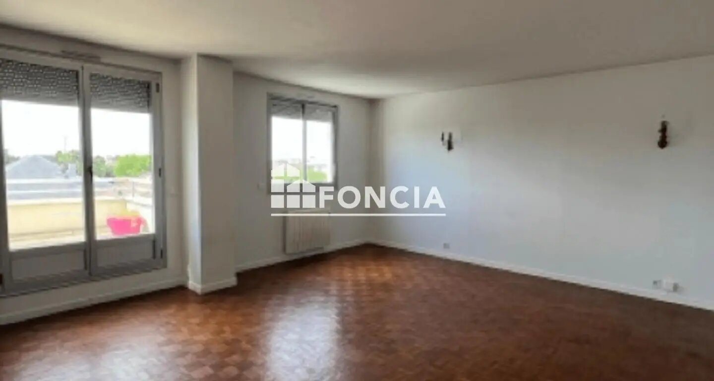 Appartement à louer, 91m², Saint-Maur-des-Fossés