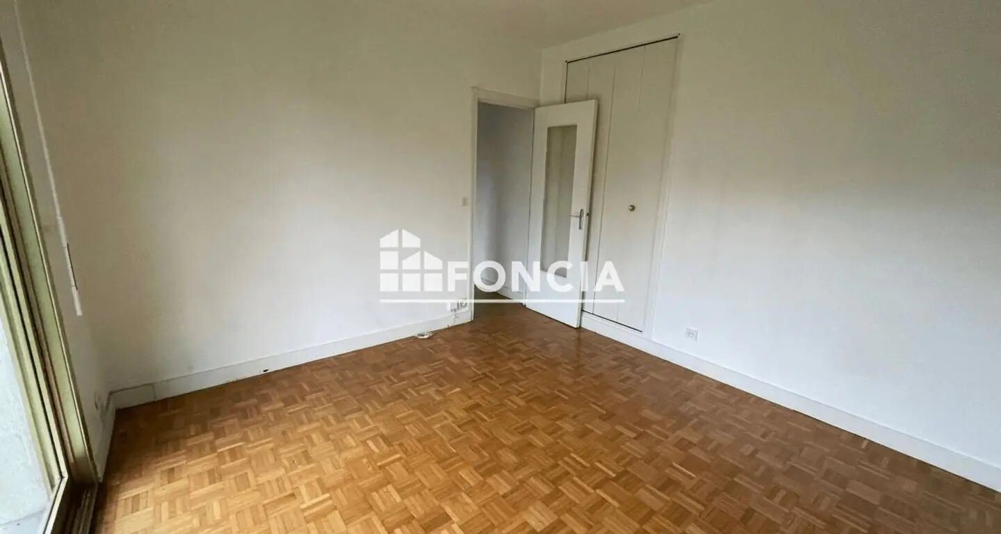 Appartement à louer, 23m², Saint-Maur-des-Fossés