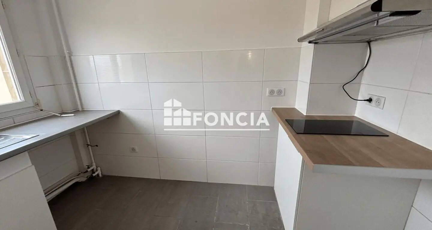 Appartement à louer, 28m², Saint-Maur-des-Fossés