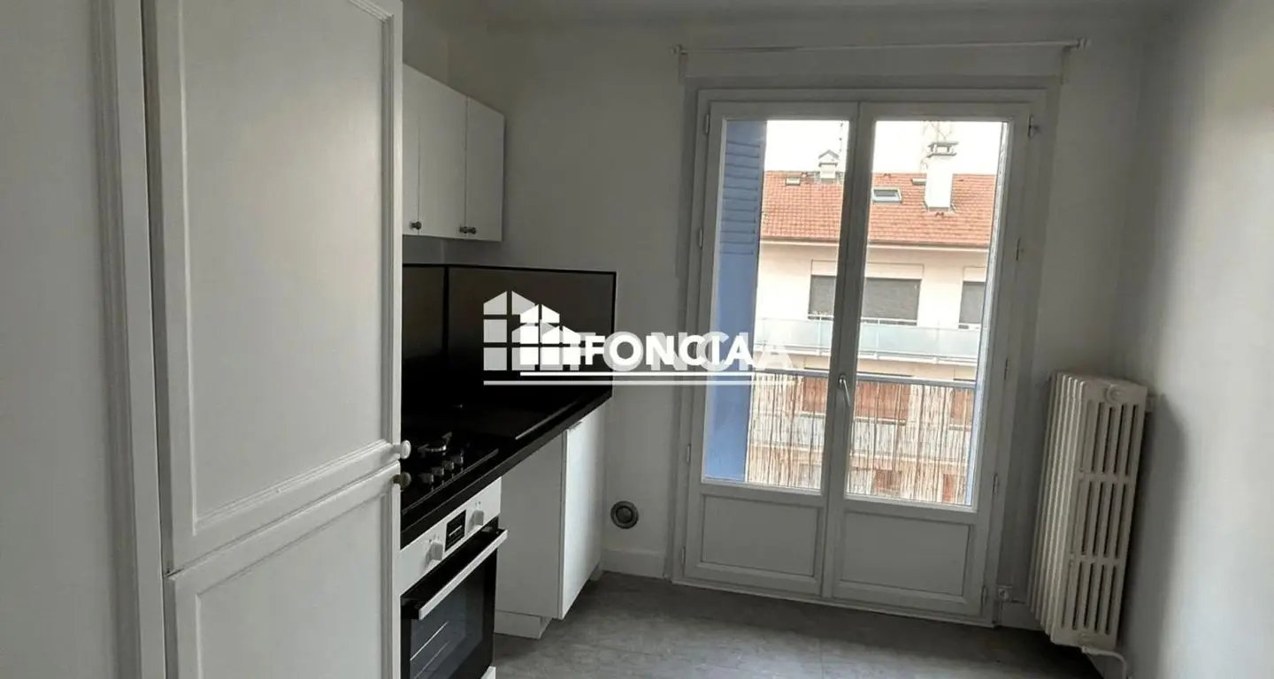 Appartement à louer, 61m², Annecy