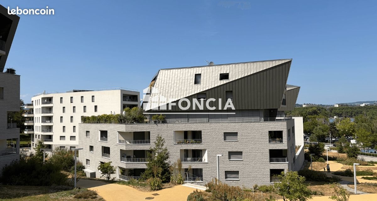 Appartement à louer, 79m², Annecy