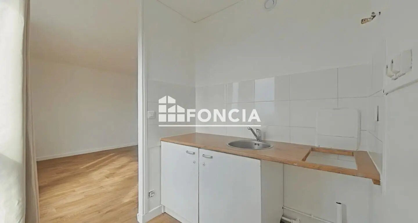 Appartement à louer, 27m², Rosny-sous-Bois