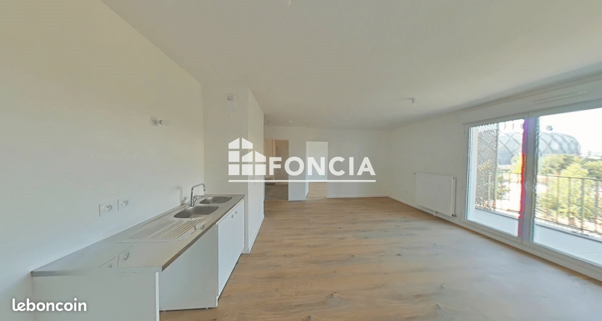 Appartement à louer, 45m², La Courneuve