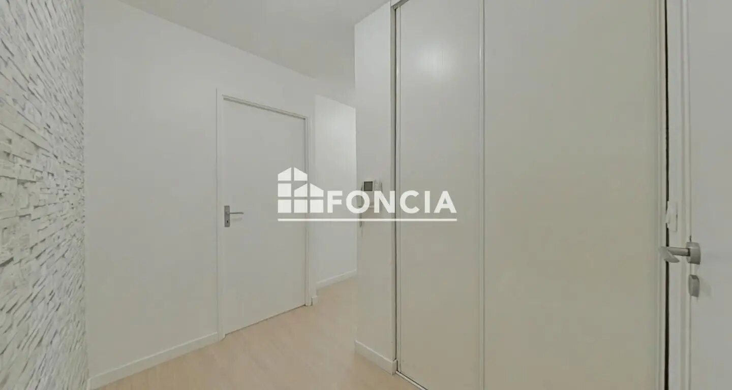 Appartement à louer, 45m², Rosny-sous-Bois