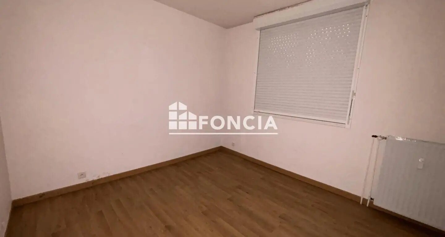 Appartement à louer, 71m², Cergy