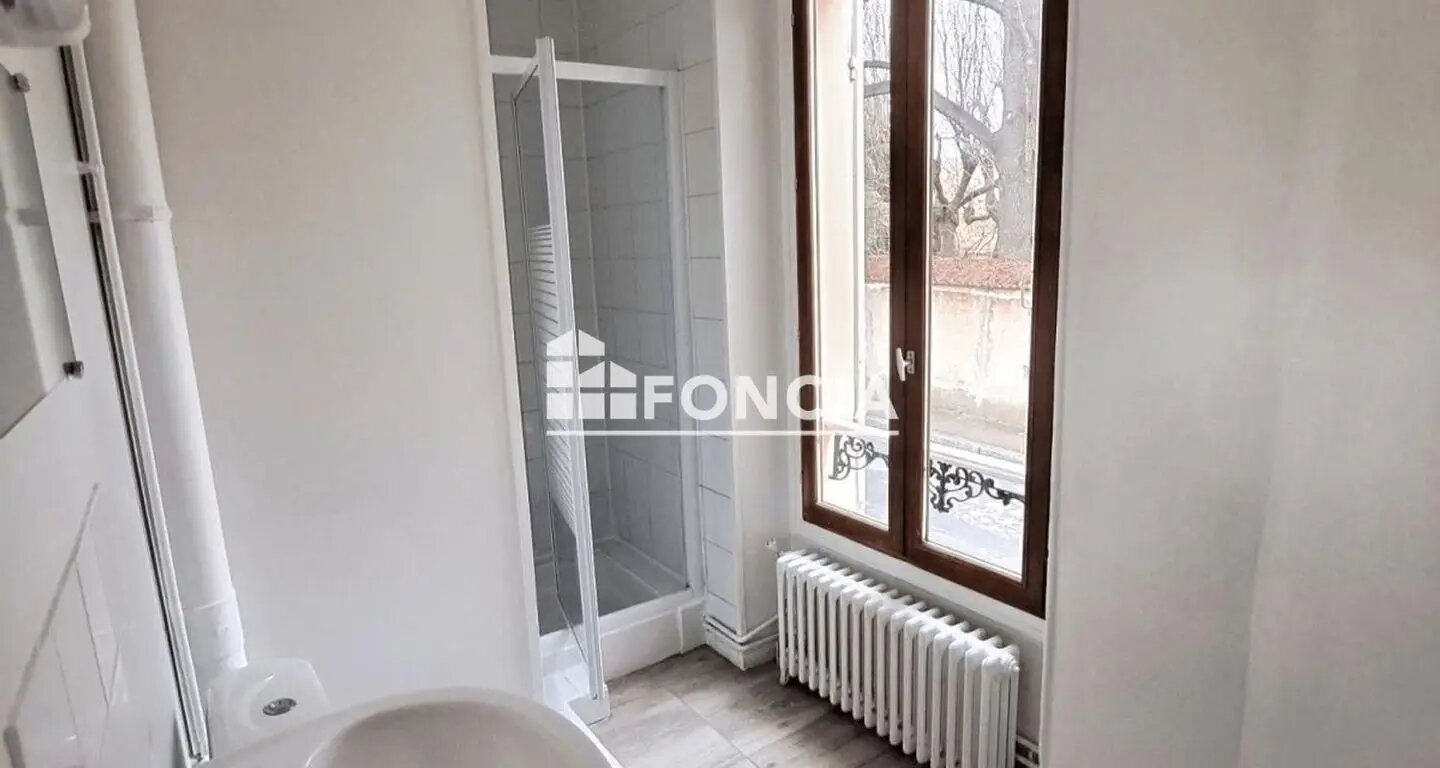 Appartement à louer, 26m², Les Mureaux