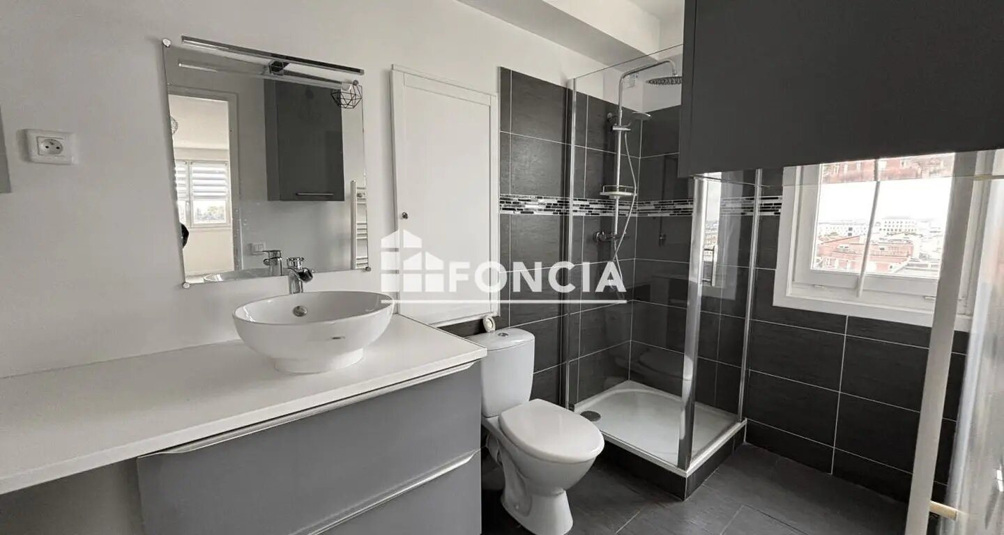 Appartement à louer, 37m², Cergy