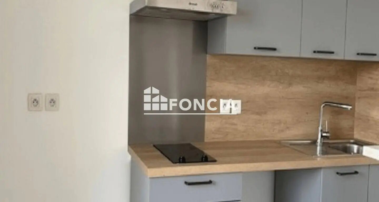 Appartement à louer, 34m², Cergy