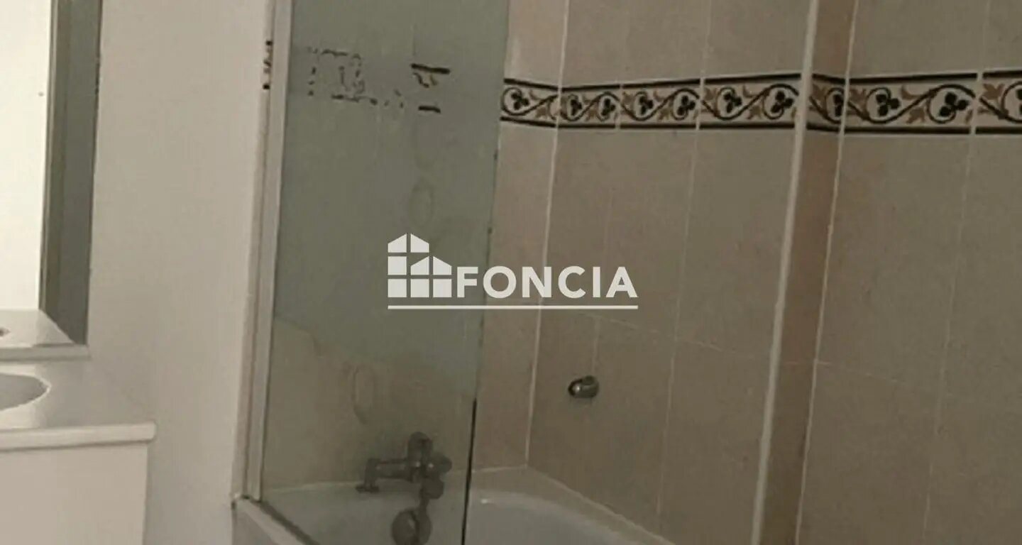 Appartement à louer, 34m², Cergy