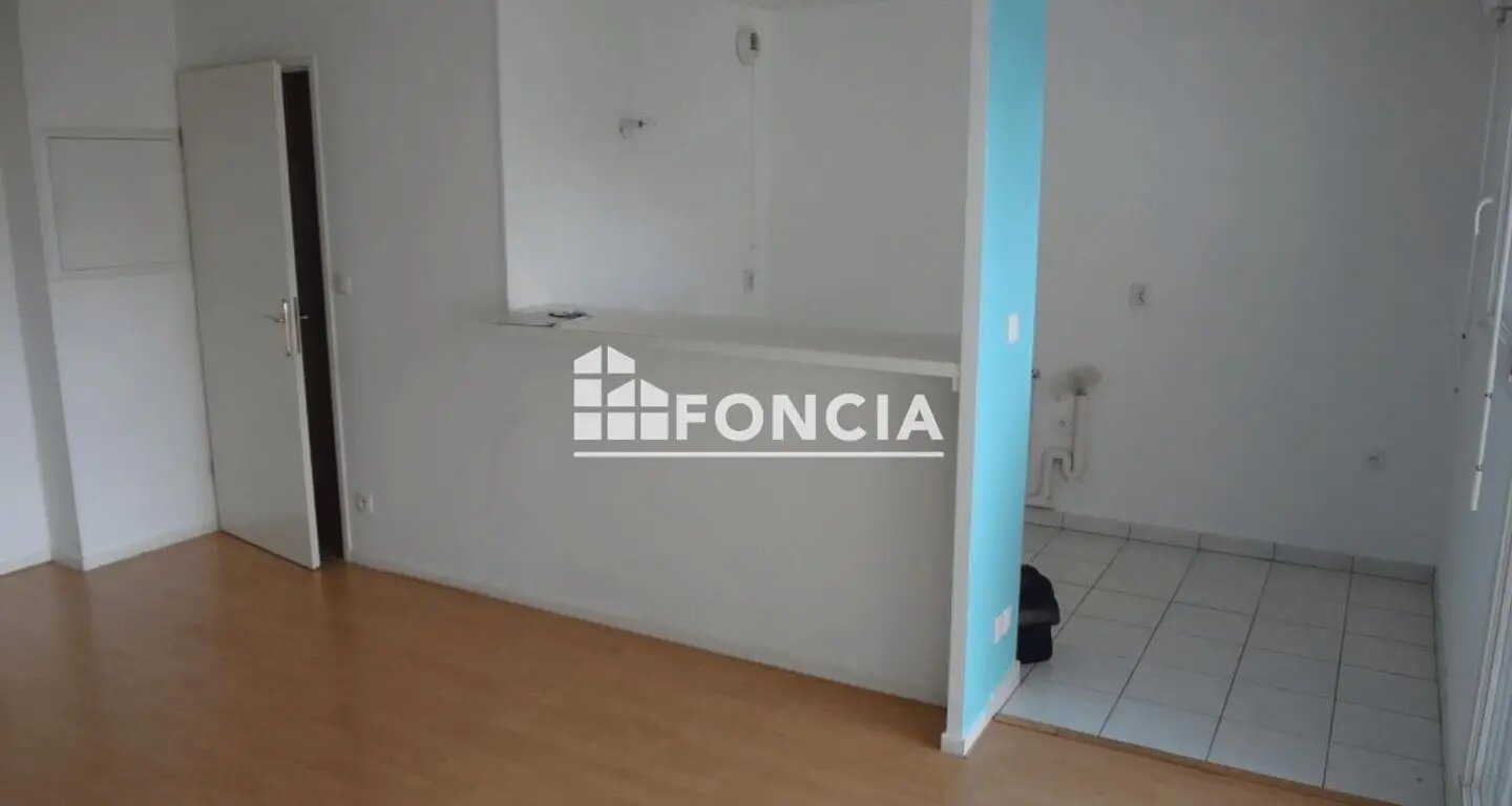 Appartement à louer, 41m², Cergy