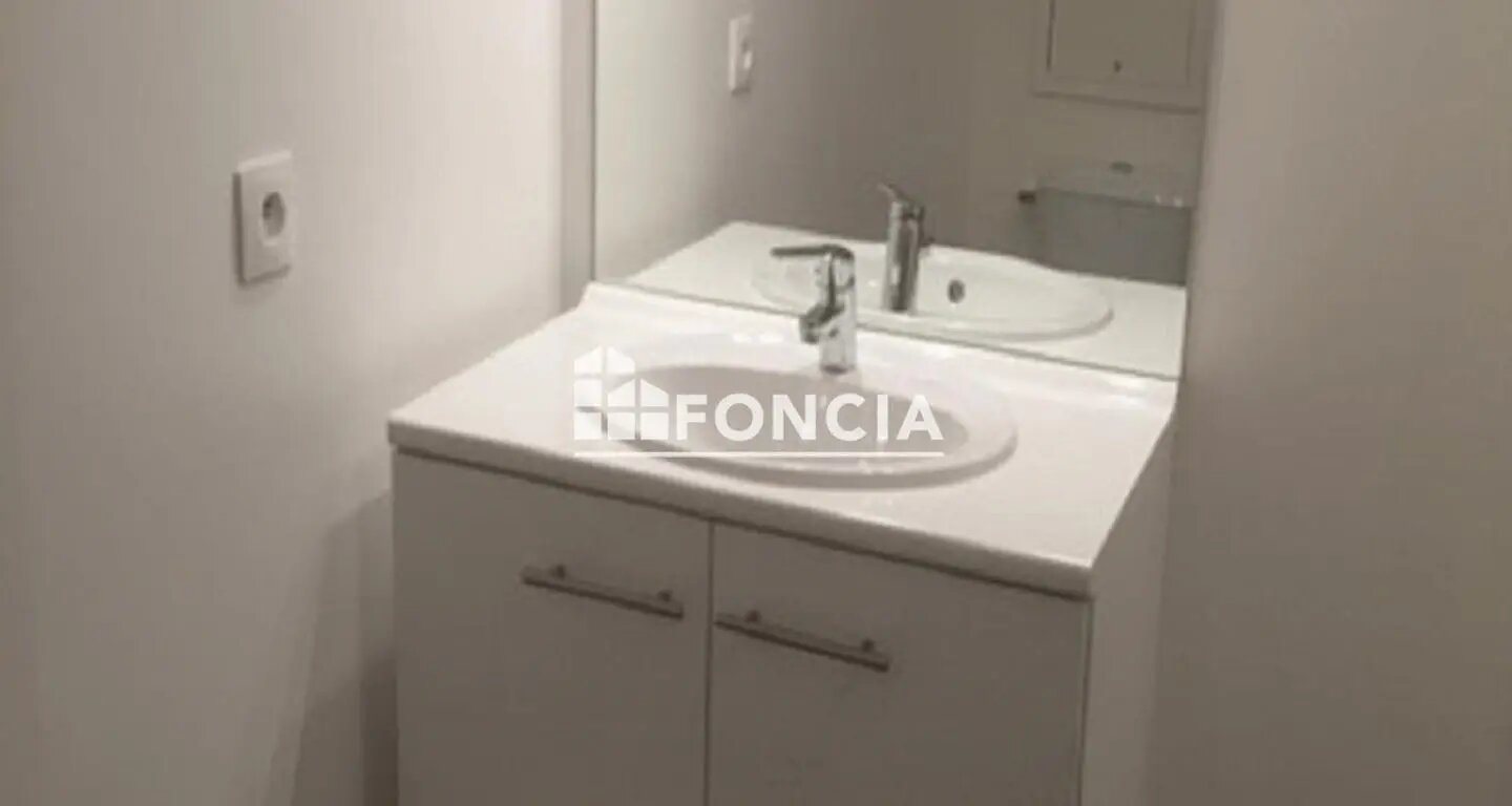 Appartement à louer, 32m², Osny