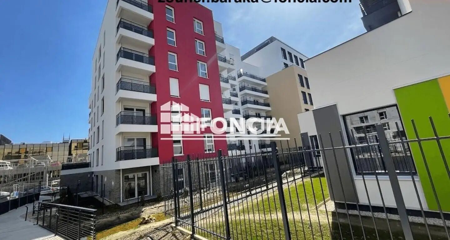 Appartement à louer, 69m², Cergy