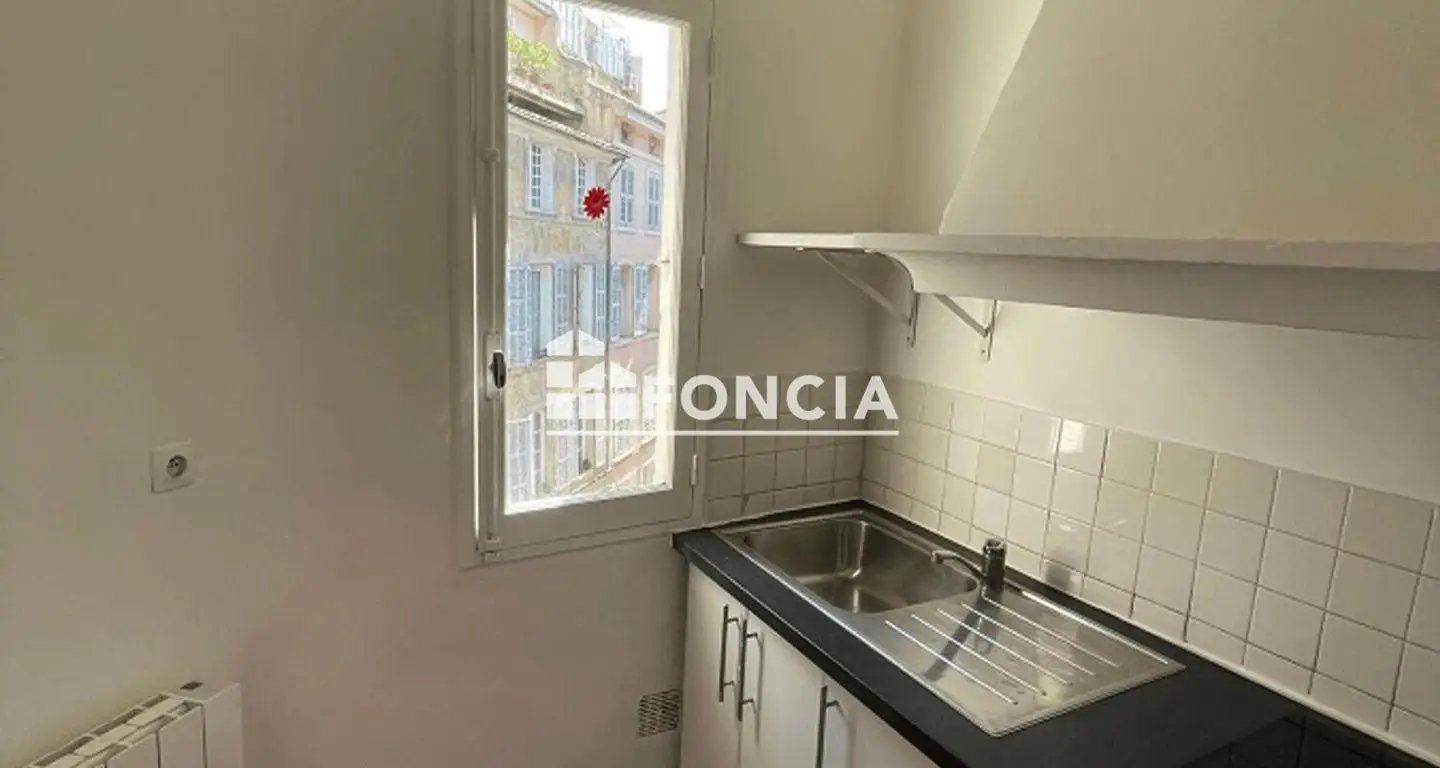 Appartement à louer, 23m², Aix-en-Provence