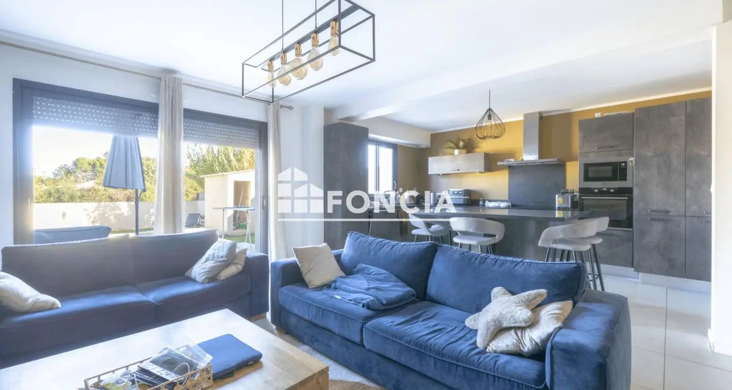 Maison à vendre, 92m², Entraigues-sur-la-Sorgue