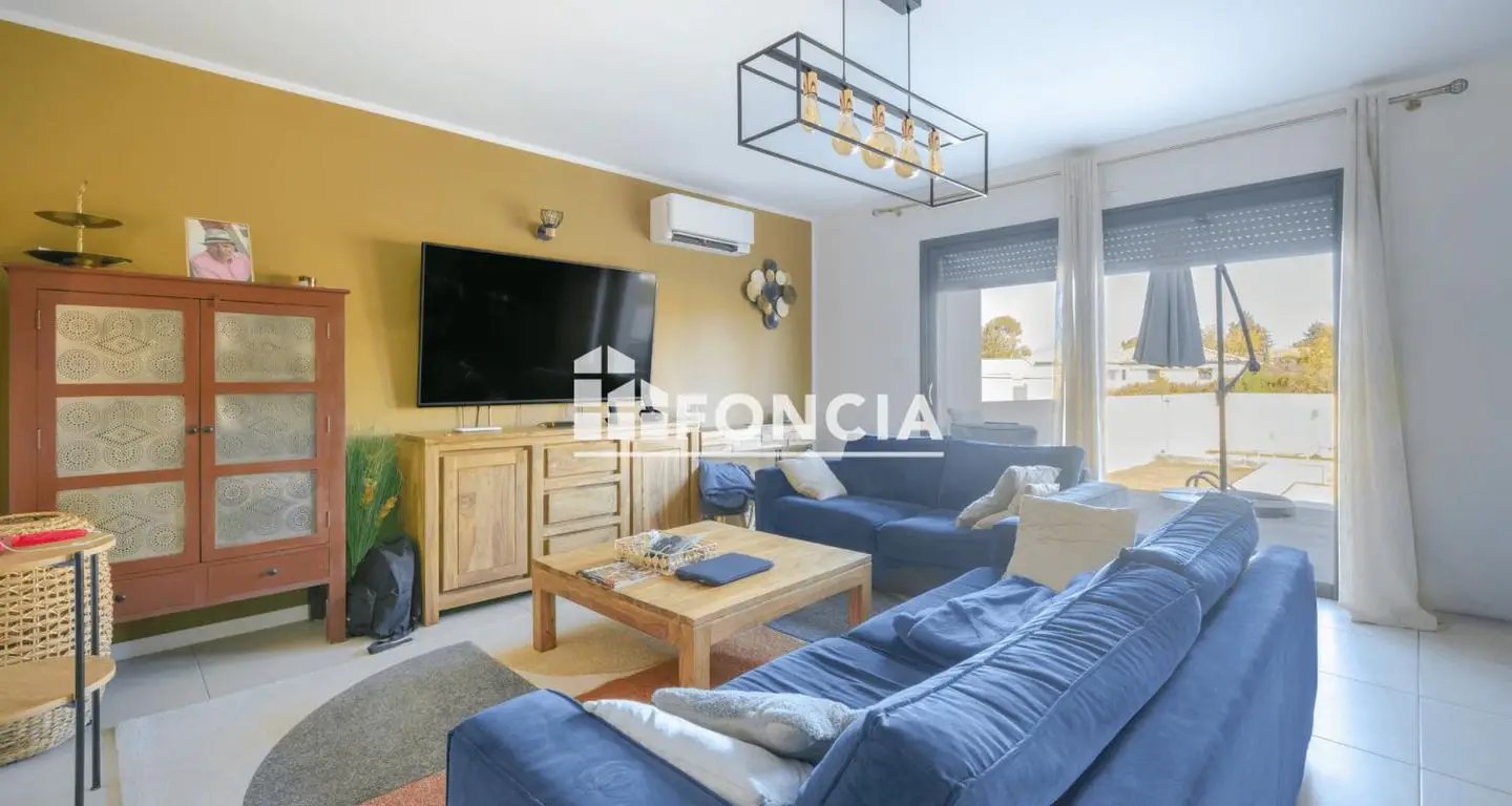 Maison à vendre, 92m², Entraigues-sur-la-Sorgue